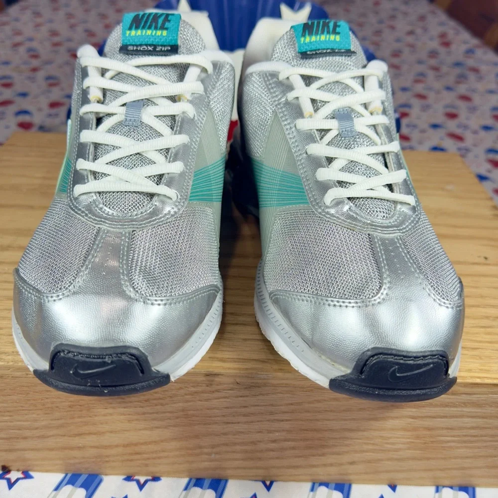 Nike Women's shox Running Shoes size 12